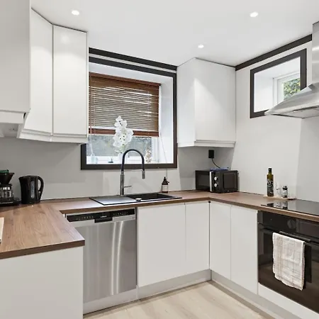 Apartment Fin Sentralt I Byen 2 Soverom 4 Sengeplasser *