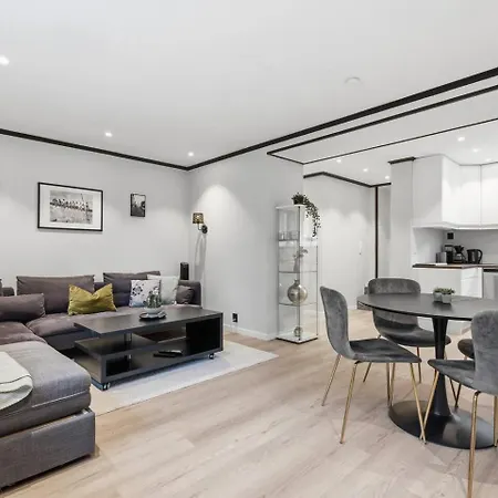 Fin Sentralt I Byen 2 Soverom 4 Sengeplasser Apartment Tønsberg
